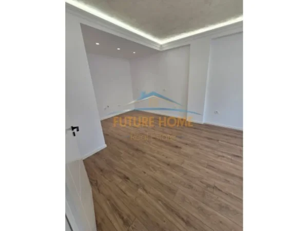 Tirane, shitet apartament Kati 7, 96 m² 210.000 € (RRUGA E KAVAJES)