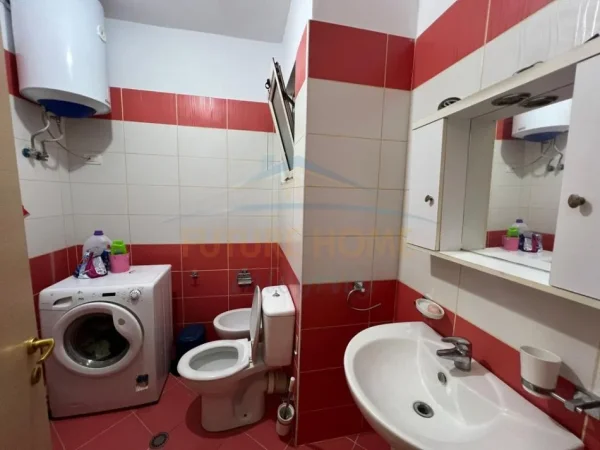 Tirane, shitet apartament , 61 m² 97.000 € (UNAZA E RE)