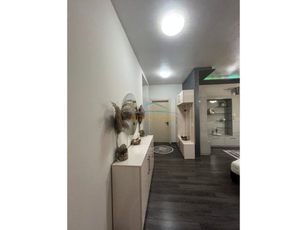 Tirane, shitet apartament Kati 3, 119 m² 300.000 € (BULEVARDI GJERGJ FISHTA)