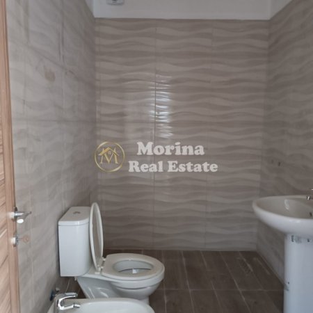 Tirane, jepet me qera apartament 2+1 Kati 2, 110 m² 400 € (5 Maji)