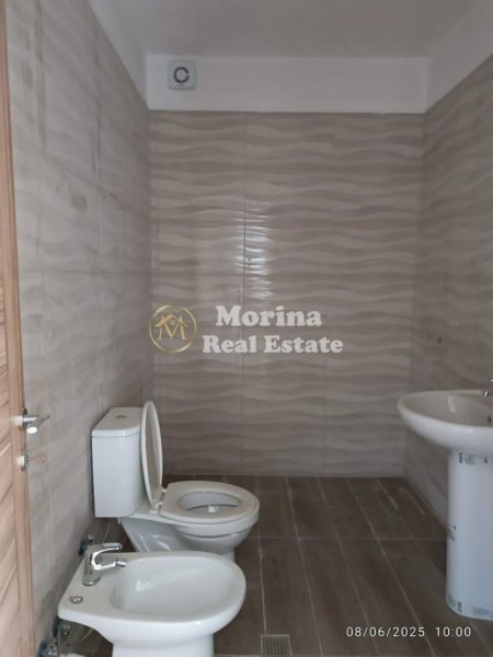 Tirane, jepet me qera apartament 2+1 Kati 2, 110 m² 400 € (5 Maji)
