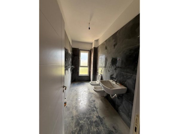 Tirane, shitet apartament Kati 4, 98 m² 109.900 € (PASKUQAN)