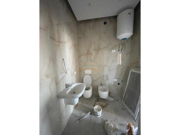 Tirane, shitet apartament Kati 6, 120 m² 320.000 € (VASIL SHANTO)