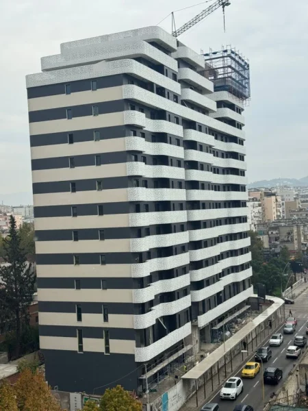 Tirane, shitet apartament 2+1+Aneks+Ballkon Kati 3, 110 m² 270.000 € (Corner Rezidence)