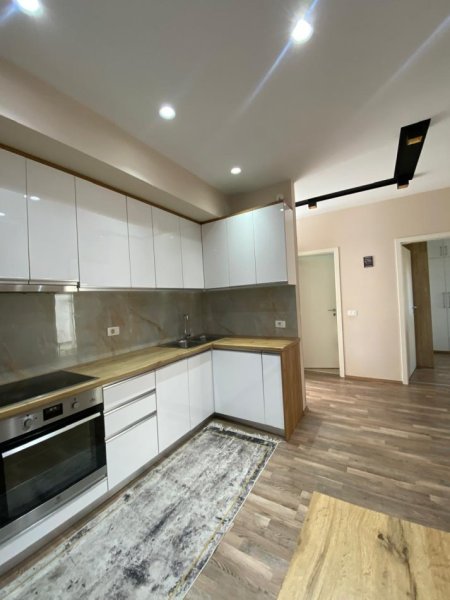 Tirane, jepet me qera apartament 2+1 Kati 3, 93 m² 550 € (Kompleksi Mangalem , Ali Demi)