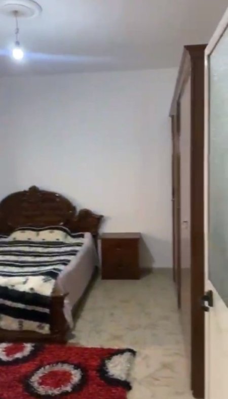 Tirane, jepet me qera apartament 2+1 Kati 1, 460 € 