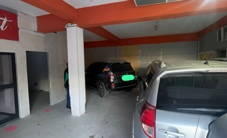 Tirane, jepet me qera garazh | post parkimi Kati 0, 115 m² 1.000 € (ASTIR AFER FABRIKES SE MJELLIT)