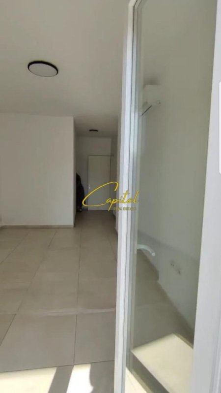 Tirane, jepet me qera ambjent biznesi Kati 7, 112 m² 650 € (RRUGA E BARRIKADAVE)