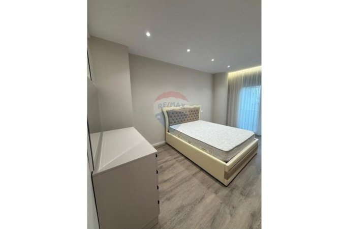 Durres, shitet apartament 1+1 Kati 1, 51 m² 125.000 € (Plazh, Durrës)