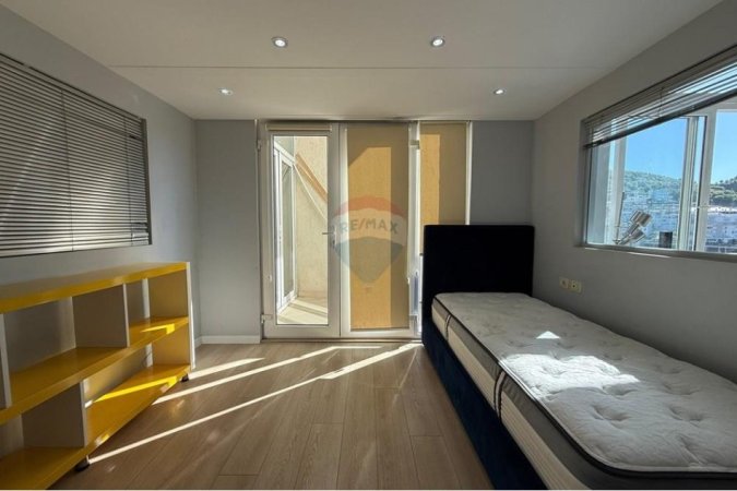 Tirane, shitet apartament duplex 2+1+Ballkon Kati 5, 106 m² 235.000 € (Kodra e Diellit 1)