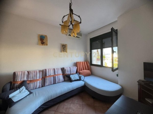 Tirane, jepet me qera apartament 1+1 Kati 6, 46 m² 550 € (Rr. e Kavajes)