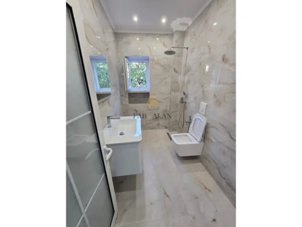 Tirane, shitet apartament 1+1 Kati 2, 55 m² 125.000 € (Don Bosko)