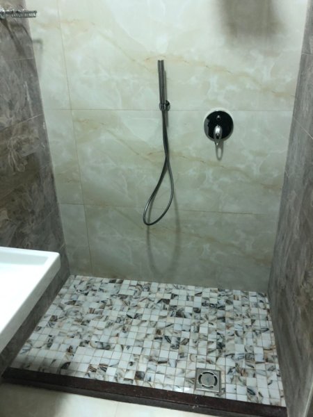 Tirane, jepet me qera apartament 1+1+Ballkon Kati 2, 55 m² 500 € (Pazari i ri)