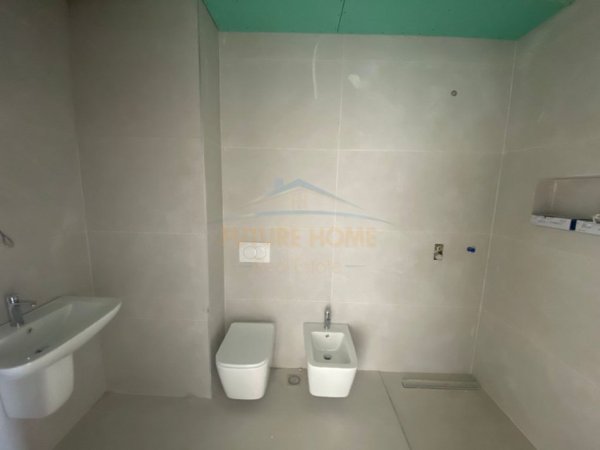 Tirane, shitet apartament 2+1 Kati 6, 108 m² 200.000 € (Jordan Misja.)