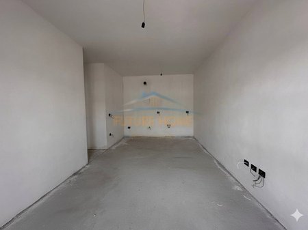 Tirane, shitet apartament 2+1 Kati 7, 90 m² 98.000 € 