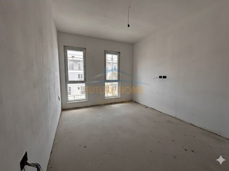 Tirane, shitet apartament 2+1 Kati 7, 90 m² 98.000 € 