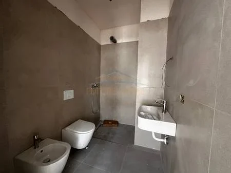 Tirane, shitet apartament 2+1 Kati 7, 90 m² 98.000 € 