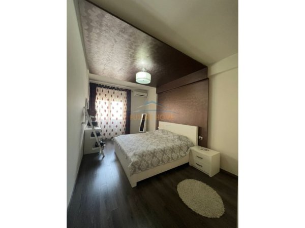 Tirane, shitet apartament Kati 3, 119 m² 300.000 € (BULEVARDI GJERGJ FISHTA)