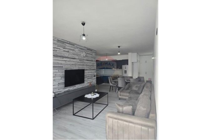 Tirane, shitet apartament 1+1 Kati 7, 80 m² 128.000 € (Rruga Mikel Maruli, Tiranë)