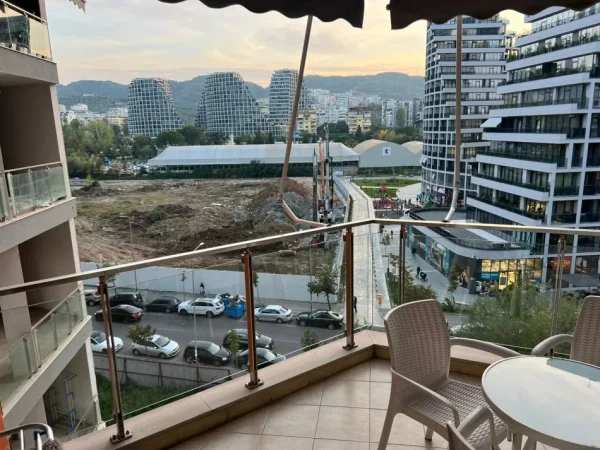 Tirane, jepet me qera apartament 2+1+Aneks+Ballkon , 1.400 € (Rruga e Kosovareve)