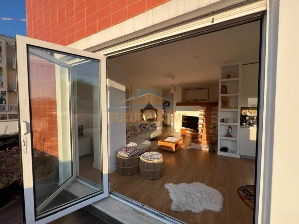 Tirane, jepet me qera apartament 1+1+Ballkon Kati 8, 140 m² 1.400 € 