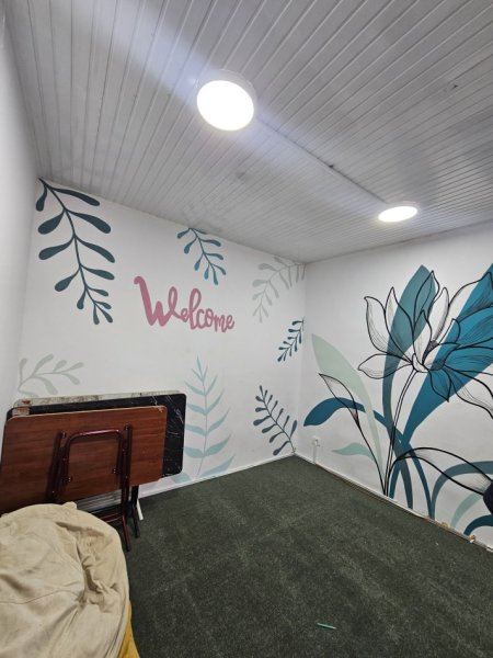 Tirane, jepet me qera apartament 2+1 Kati 2, 130 m² 450 €