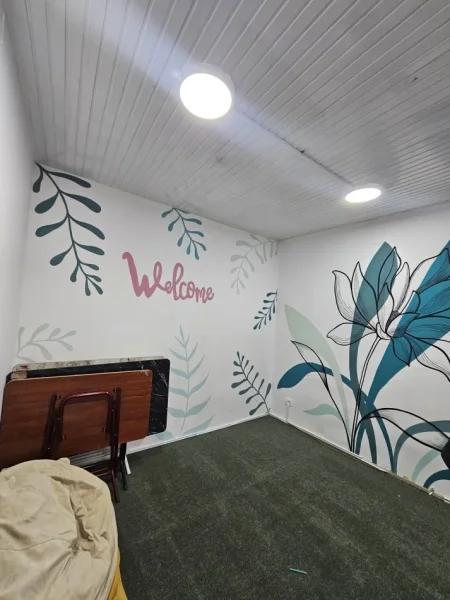 Tirane, jepet me qera apartament 2+1 Kati 2, 130 m² 450 €