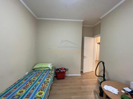 Tirane, shitet apartament 3+1 Kati 2, 131 m² 210.000 € 