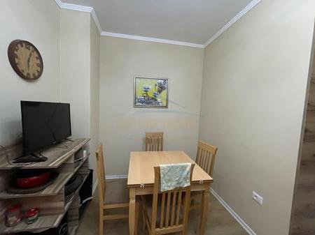 Tirane, shitet apartament 3+1 Kati 2, 131 m² 210.000 € 