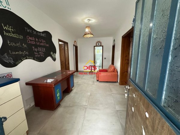 Vlore, jepet me qera shtepi Kati 0, 130 m² 600 € (Rruga)