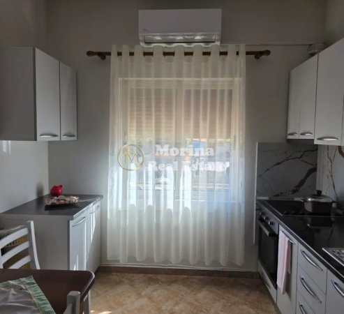 Tirane, jepet me qera shtepi 1+1 Kati 2, 65 m² 400 € 