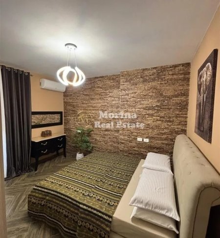Tirane, jepet me qera apartament 2+1 Kati 4, 80 m² 700 € 