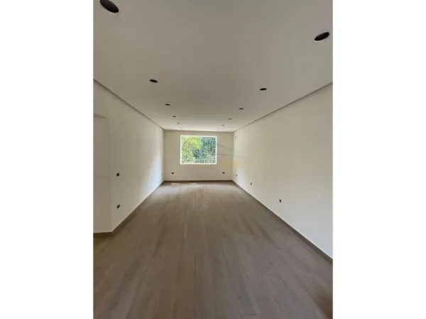 SHITET APARTAMENT 2+1 TEK OXHAKU