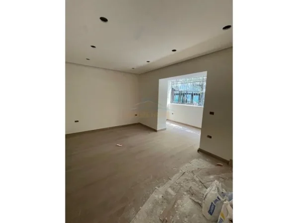 SHITET APARTAMENT 2+1 TEK OXHAKU
