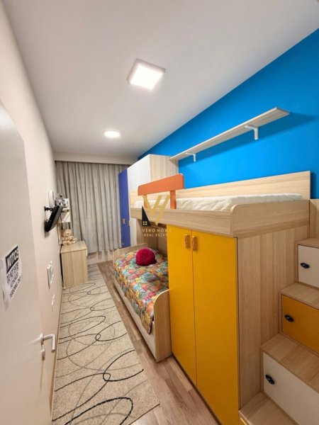 Tirane, jepet me qera apartament 2+1+Ballkon Kati 3, 93 m² 600 € (ALI DEMI)