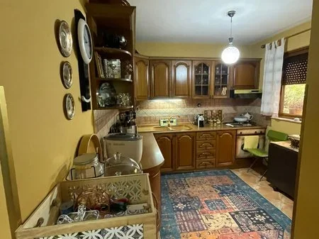 Tirane, shitet apartament 3+1 Kati 1, 110 m² 220.000 € 