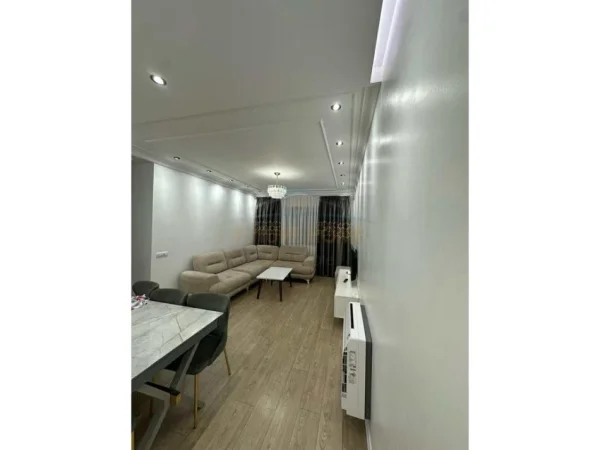 Tirane, shitet apartament 3+1 Kati 8, 113 m² 230.000 € (UNAZA E RE,FUSHA E AVIACIONIT ,OASIS RESIDENCE)