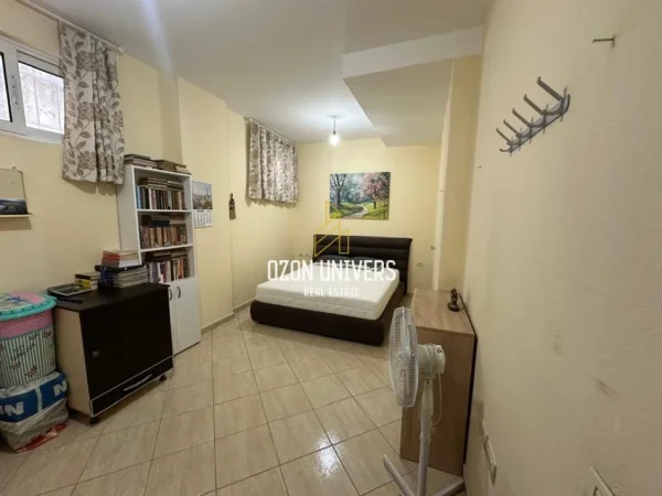 Tirane, jepet me qera apartament 1+1+Parkim Kati 0, 65 m² 380 € (Shkozë Tirana, Albania)