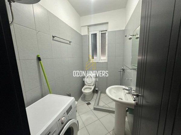 Tirane, jepet me qera apartament 1+1+Ballkon Kati 0, 65 m² 400 € (Shkozë Tirana, Albania)