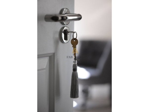 Tirane, jepet me qera ambjent biznesi Kati 2, 70 m² 700 € (Myslym Shyr)