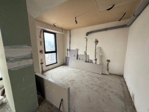 Tirane, shitet apartament 3+1 Kati 12, 200 m² 530.000 € (RRUGA E KAVAJES)