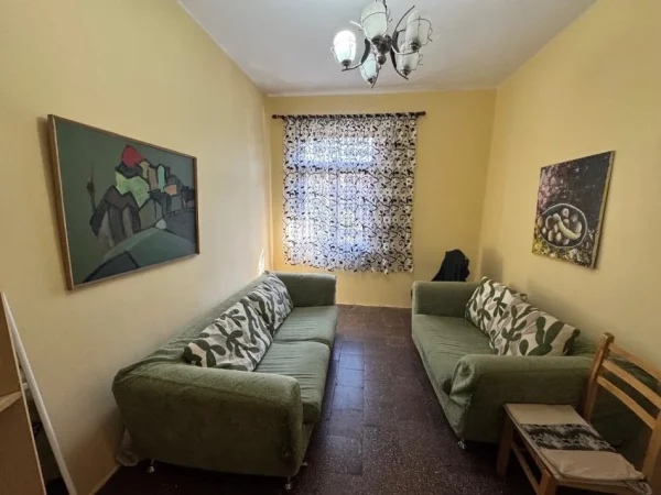 Tirane, jepet me qera apartament 2+1 Kati 3, 80 m² 500 € (Stadiumi Dinamo ,Lulishte Cajupi)