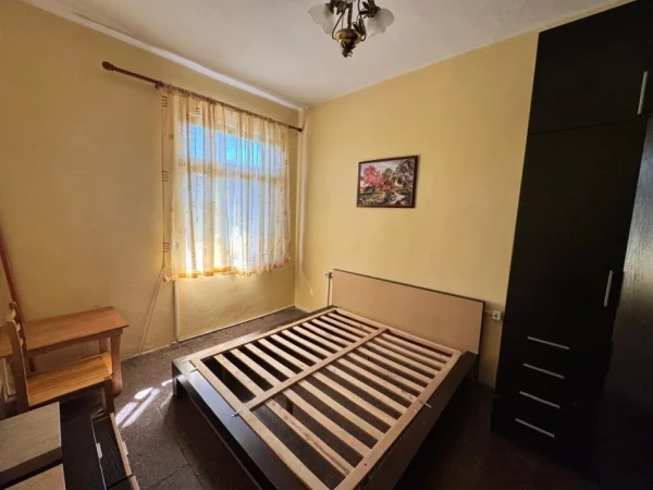 Tirane, jepet me qera apartament 2+1 Kati 3, 80 m² 500 € (Stadiumi Dinamo ,Lulishte Cajupi)