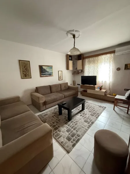 Tirane, shitet apartament 2+1 Kati 3, 75 m² 210.000 € (RRUGA E KAVAJES)
