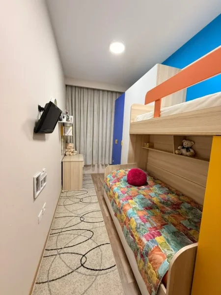 Tirane, jepet me qera apartament 2+1 Kati 3, 93 m² 600 € (Kompleksi Mangalem.)