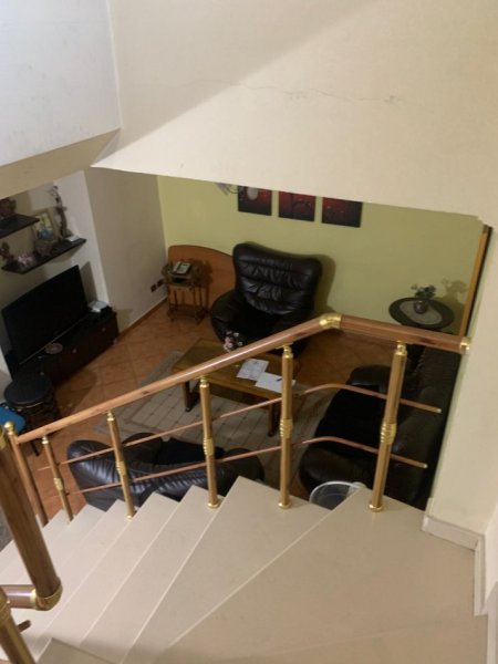 Tirane, jepet me qera 1+1 , 600 €