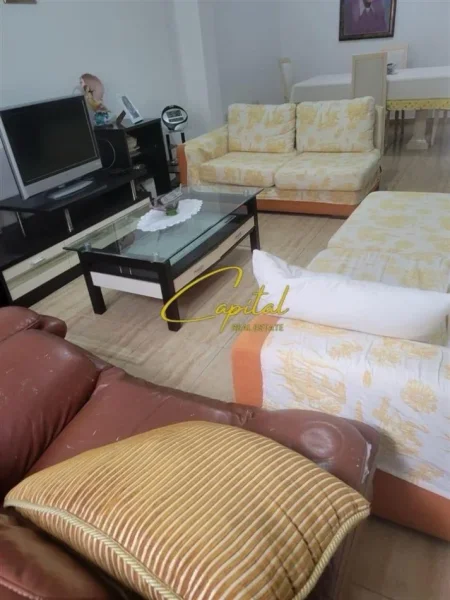 Tirane, shitet apartament 2+1 Kati 2, 500 m² 275.000 € (AUTOSTRADA TR-DR)