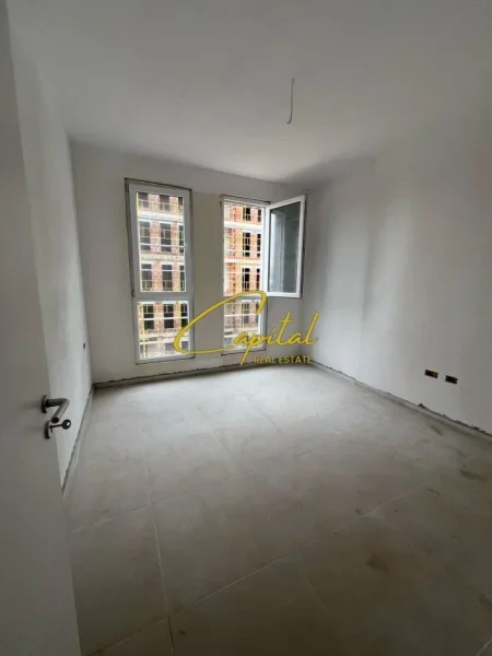 Tirane, shitet apartament 1+1 Kati 3, 52 m² (KOMPLEKSI UNIVERS CITY)