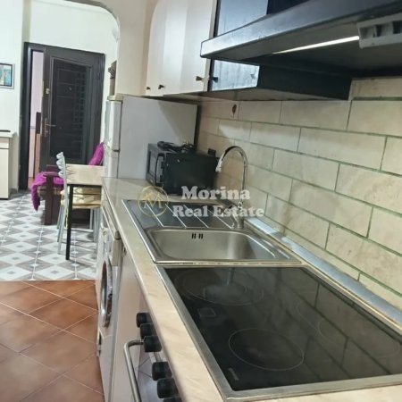 Tirane, jepet me qera shtepi 1+1 Kati 2, 65 m² 450 € 