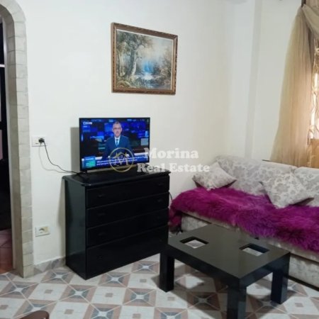 Tirane, jepet me qera shtepi 1+1 Kati 2, 65 m² 450 € 